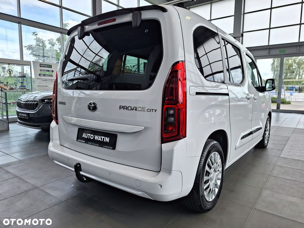 Toyota Proace City Verso 1.2 D-4T Business - 10