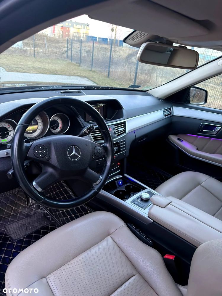 Mercedes-Benz Klasa E 350 CDI DPF BlueEFFICIENCY 7G-TRONIC Avantgarde - 6