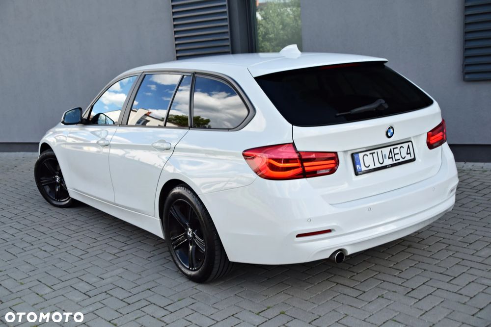 BMW Seria 3 318d - 4