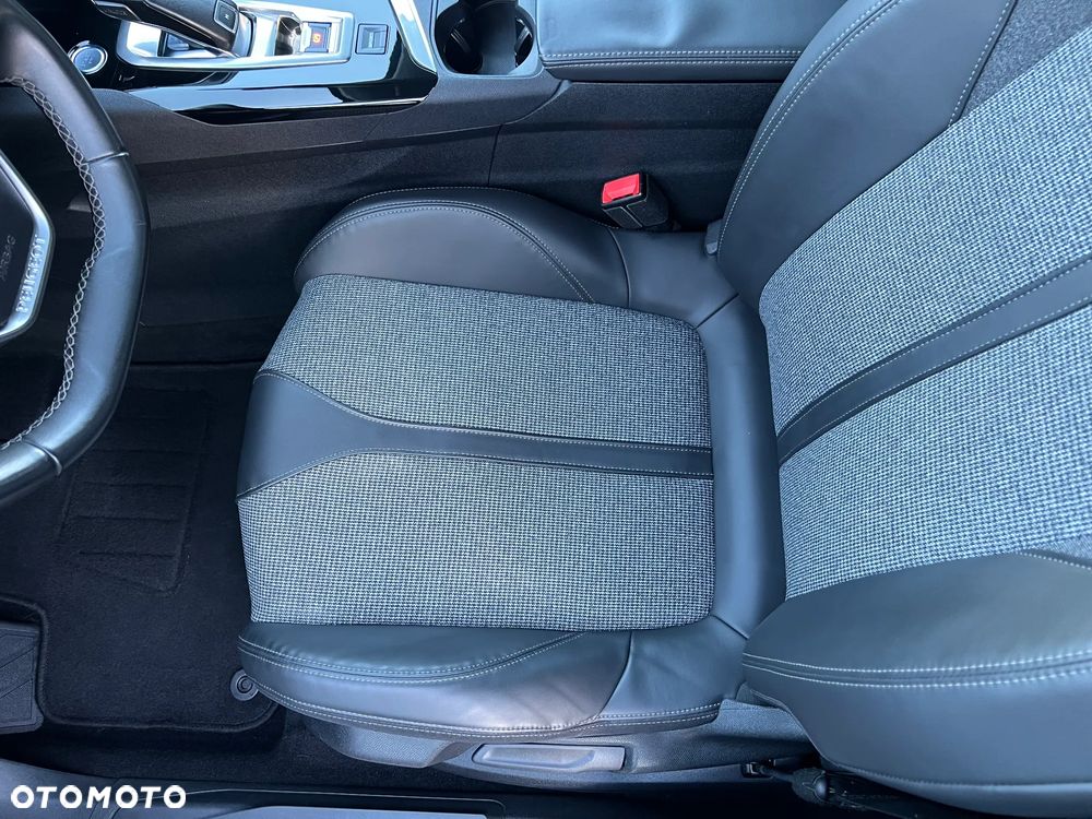 Peugeot 3008 THP 165 EAT6 Stop & Start Allure - 26
