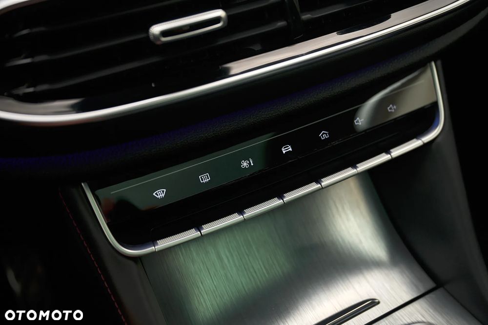 MG HS PHEV 1.5T-GDI Luxury - 30