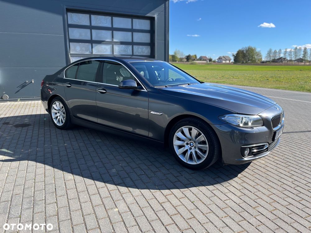BMW Seria 5 520d Luxury Line - 12