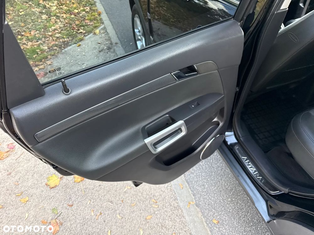 Opel Antara 2.0 CDTI Cosmo - 24