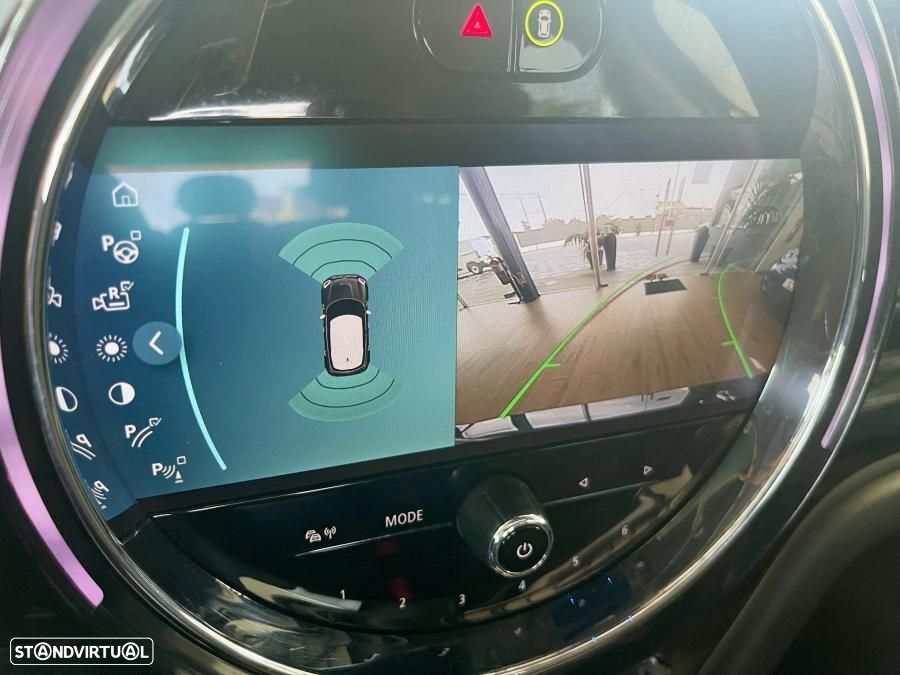 MINI Countryman Cooper SE ALL4 Auto - 24