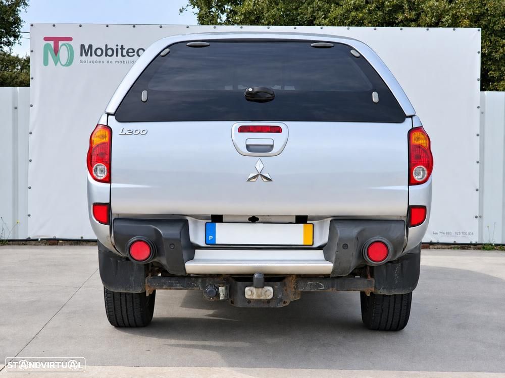 Mitsubishi L200 2.5 DI-D Cabine Dupla 4x4 - 4