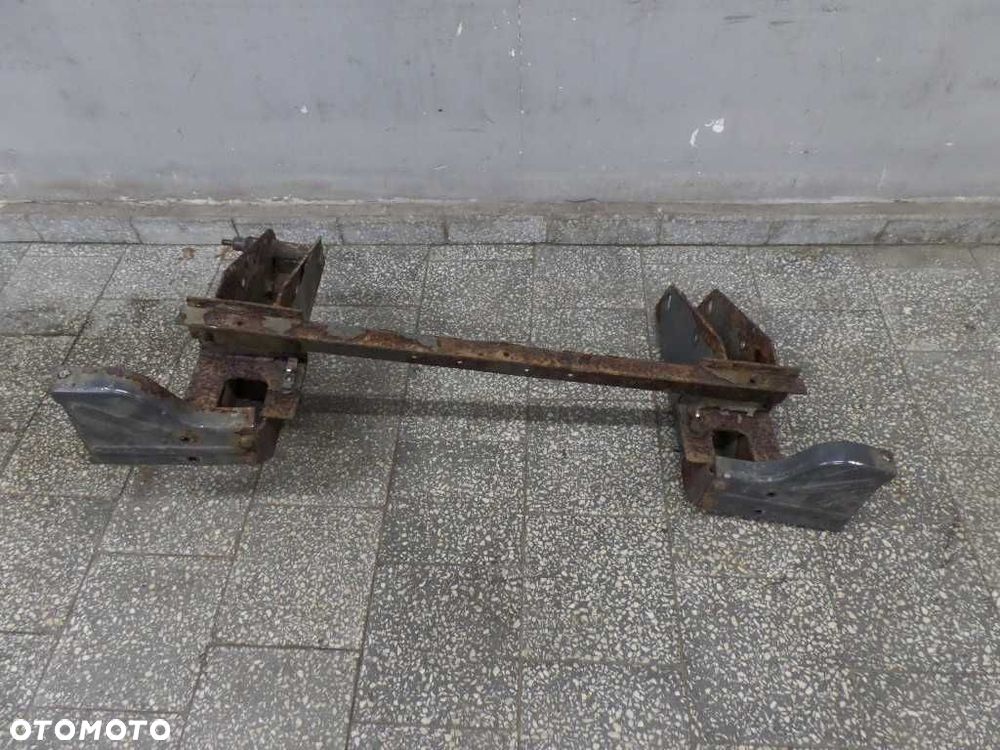 DAF LF 45 55 EURO 5 06-14 BELKA WSPORNIK ZDERZAKA PRZOD - 1