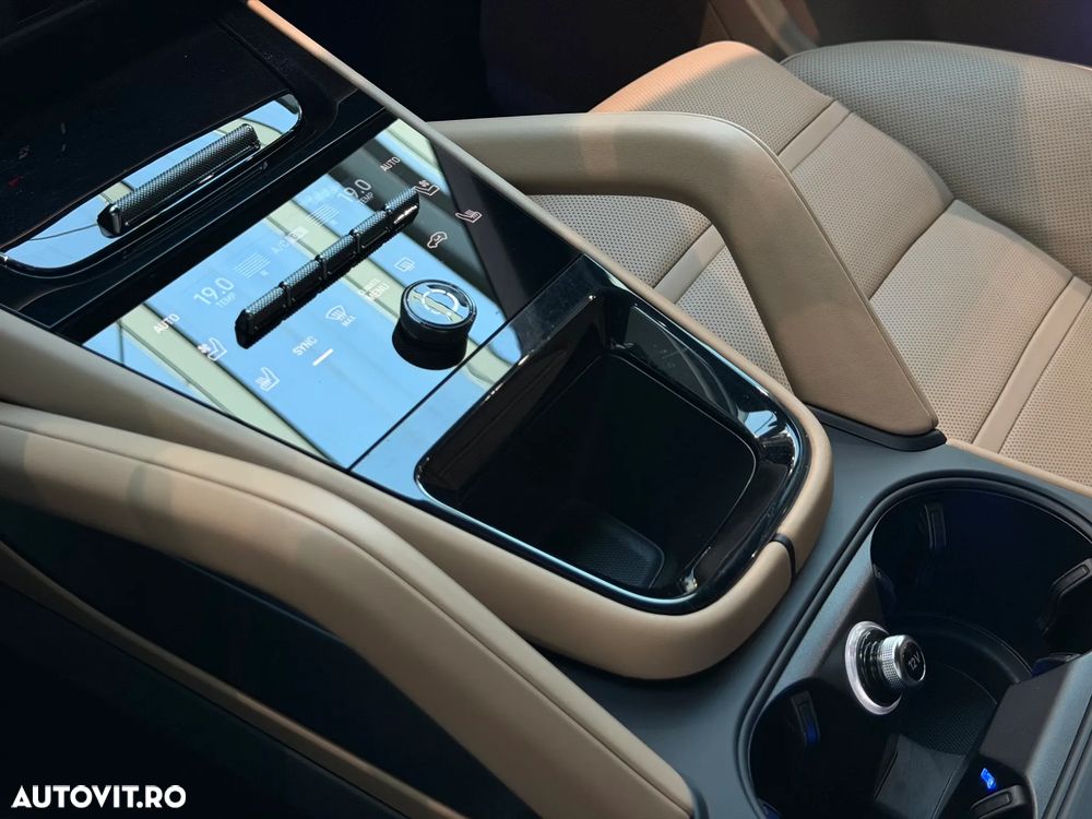 Porsche Cayenne Standard - 22