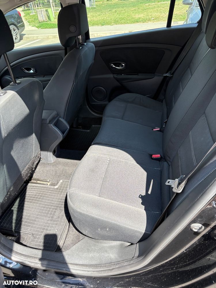 Renault Megane 1.5 dCi Dynamique - 11