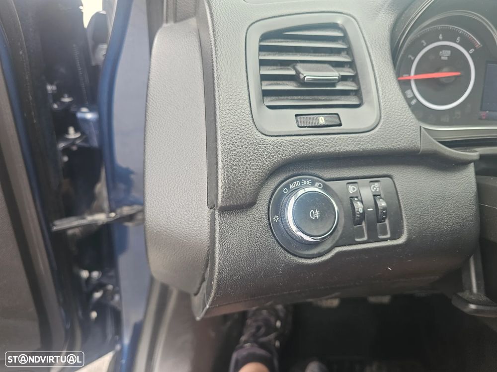 Opel Insignia 2.0 CDTI Selection S/S - 21