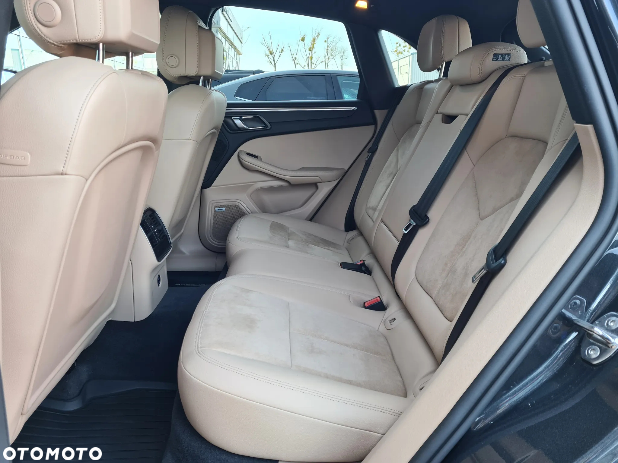 Porsche Macan Standard - 17