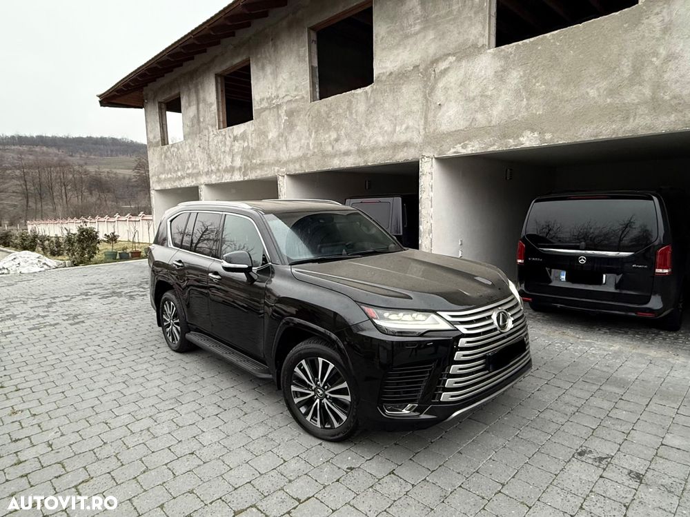 Lexus Seria LX - 2