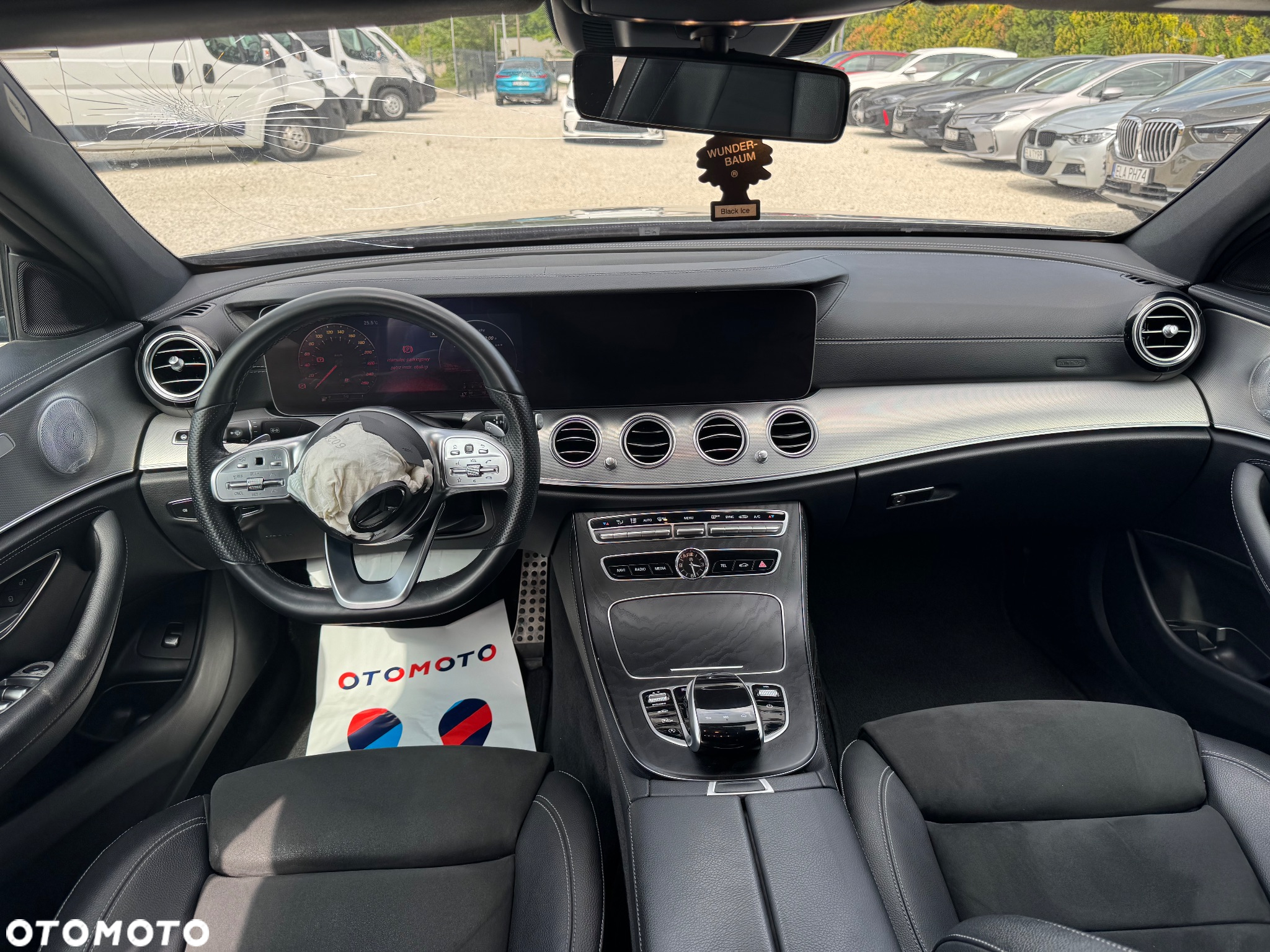 Mercedes-Benz Klasa E 200 4-Matic 9G-TRONIC - 19