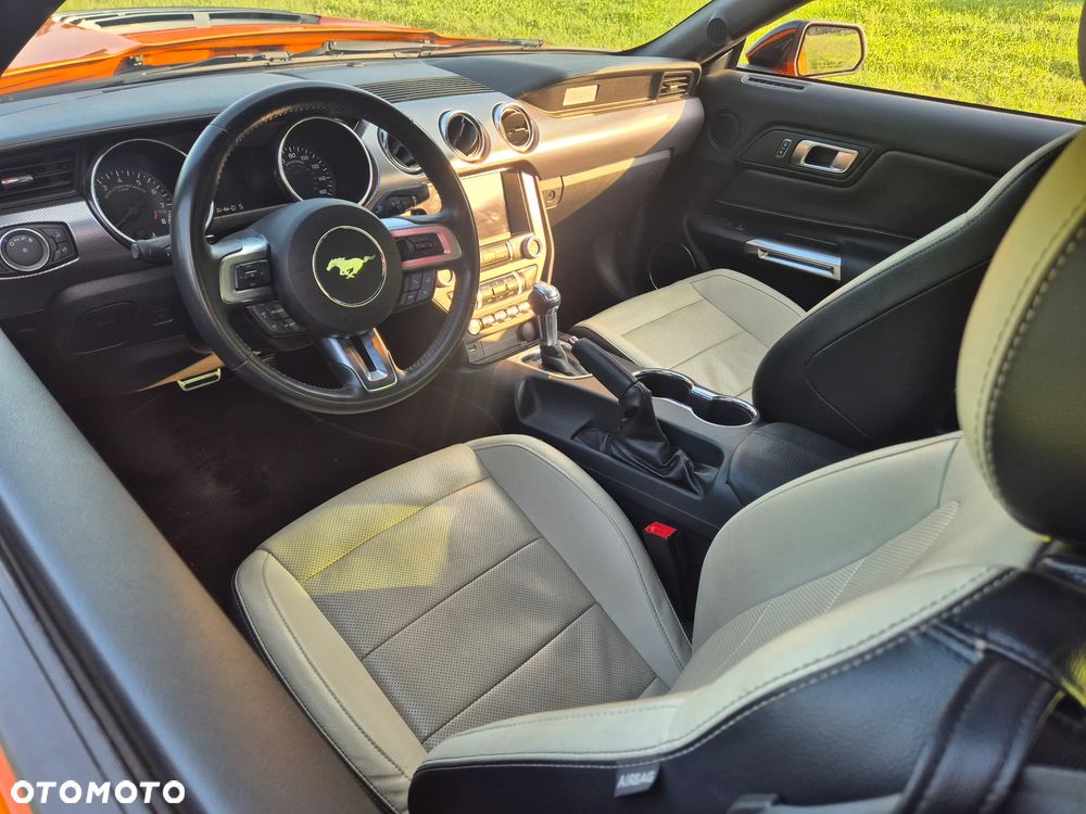 Ford Mustang 5.0 Ti-VCT V8 GT - 11
