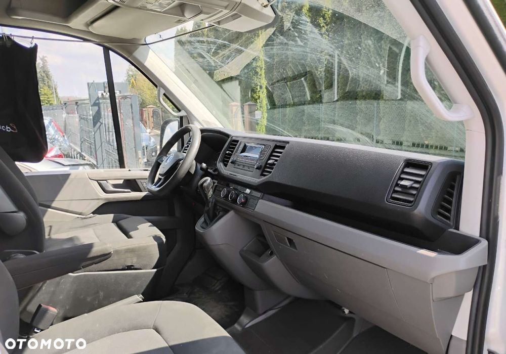 Volkswagen CRAFTER - 8