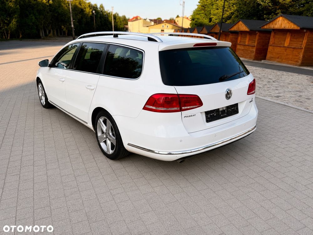 Volkswagen Passat 2.0 TDI Highline - 8