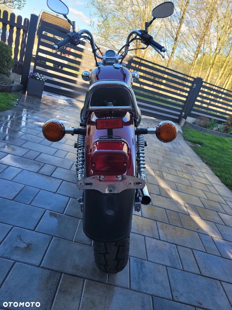 Yamaha XV - 17