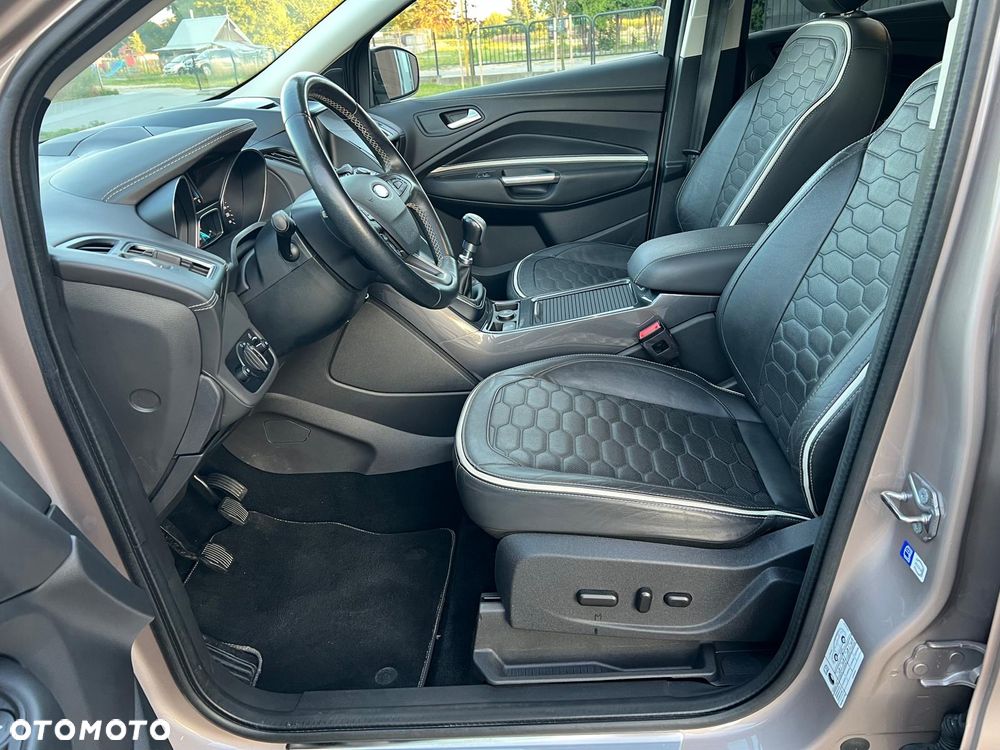 Ford Kuga - 11