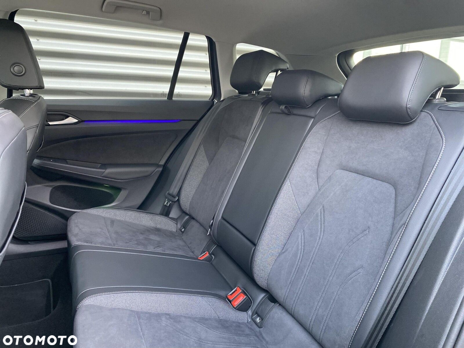 Volkswagen Golf - 27