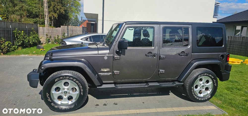 Jeep Wrangler - 5