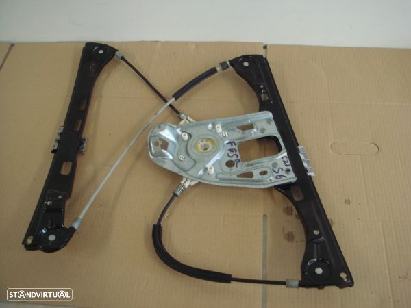 Elevador Frente Esq Electrico Mercedes-Benz C-Class (W203) - 1