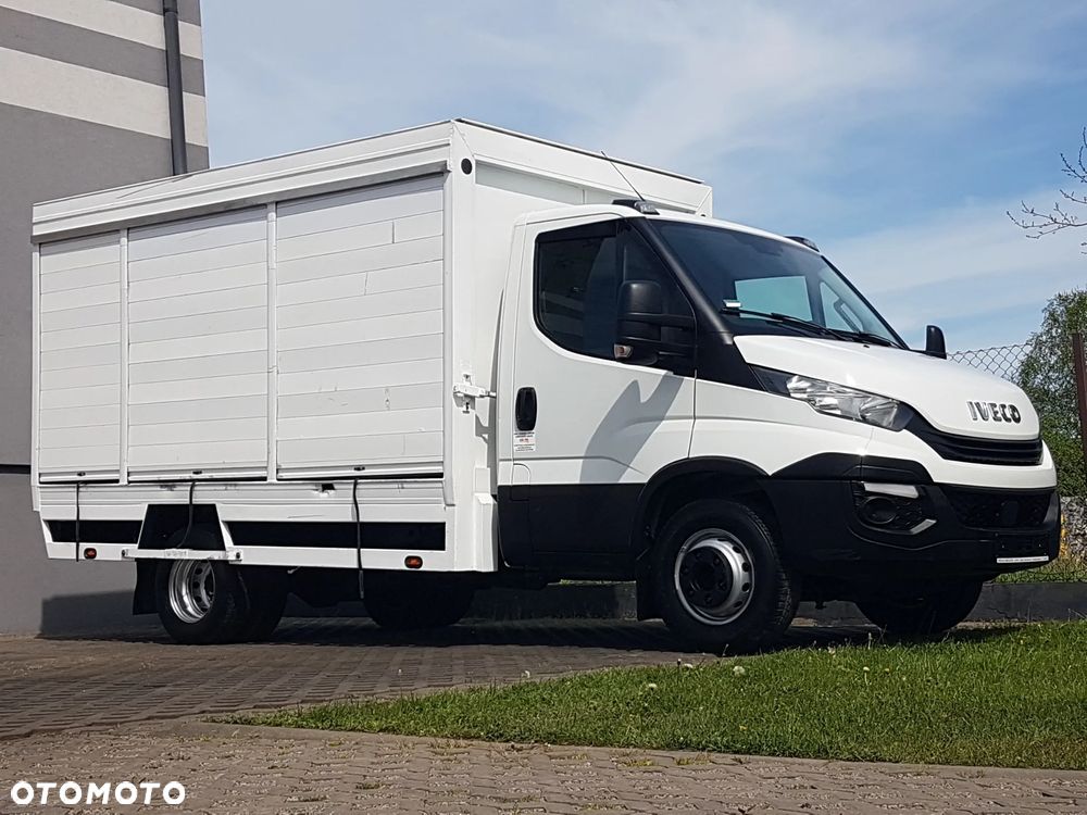 Iveco 70C18 KONTENER ROLETY BOK DO TRANSPORTU WODY 3,66x2,21x1,86 KLIMA DMC 7000KG RAMA PODWOZIE - 29