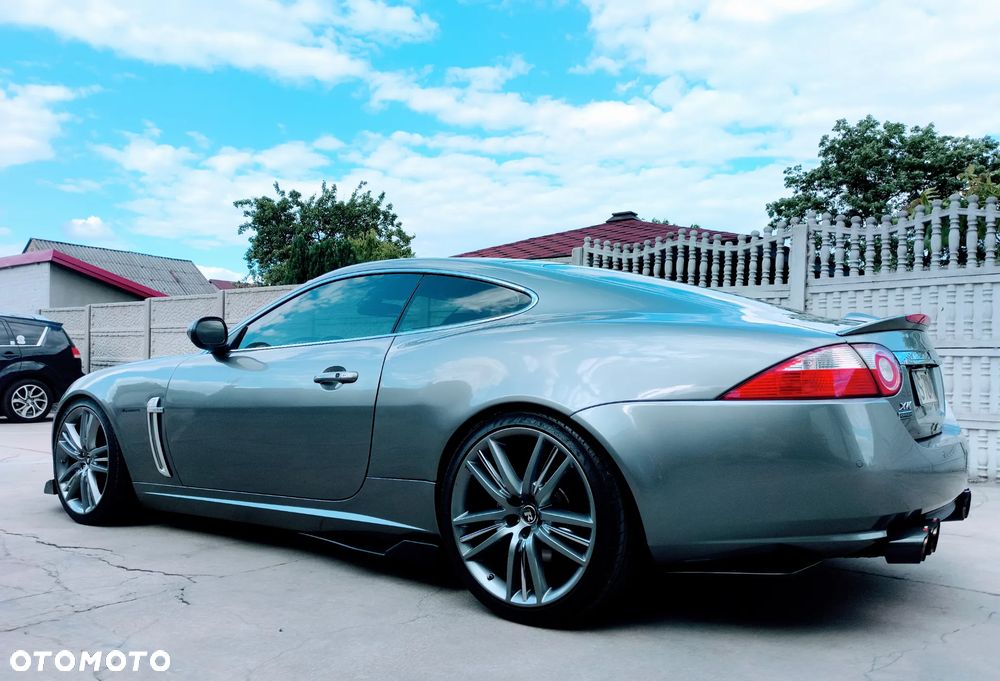 Jaguar XK XKR - 27