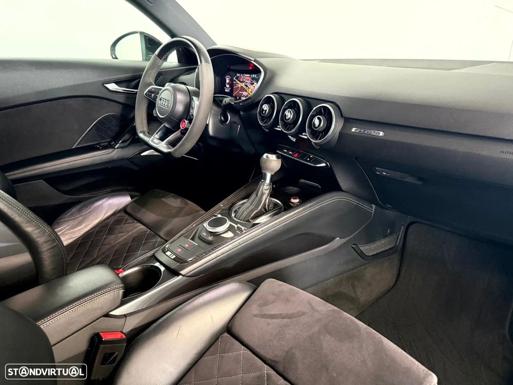 Audi TT RS Coupé 2.5 TFSi quattro S tronic - 47