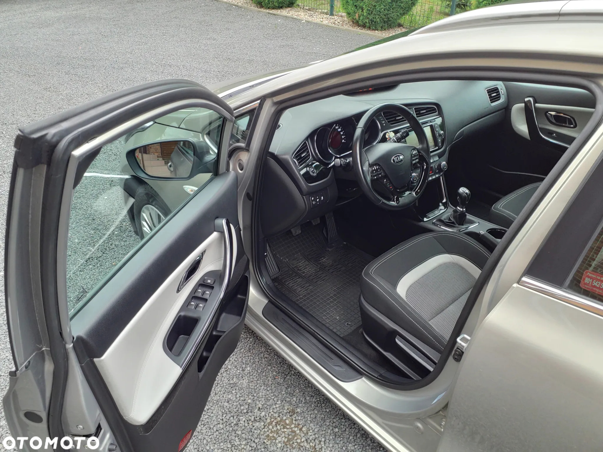 Kia Ceed Cee'd 1.6 GDI Business Line - 13