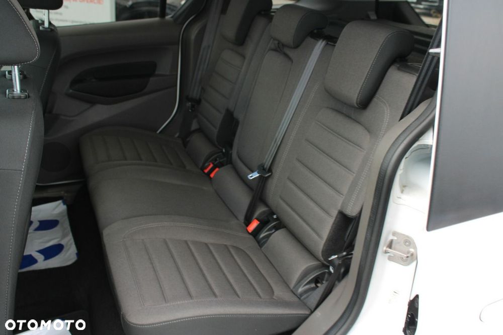 Ford Tourneo Connect - 15