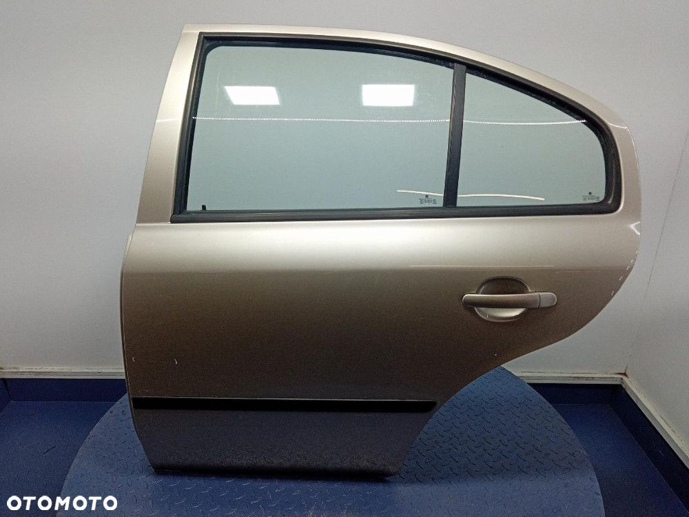 SKODA OCTAVIA I LIFT HB DRZWI TYŁ LEWE 9201 - 1