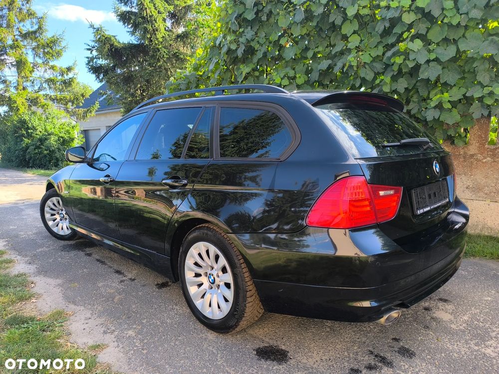 BMW Seria 3 320d DPF - 8