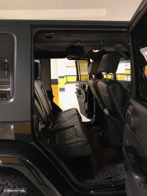 Jeep Wrangler 2.8 CRD ATX Sport - 21