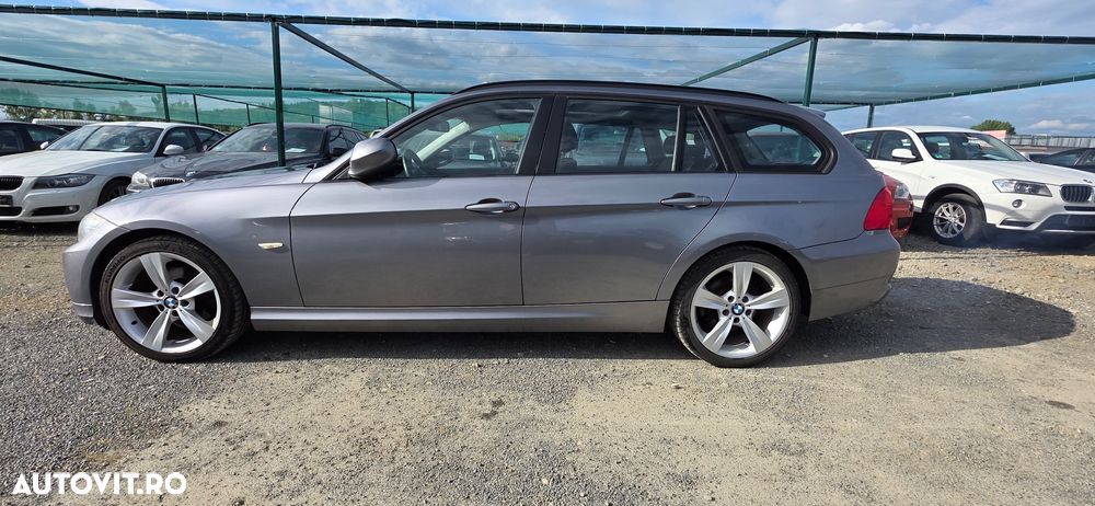 BMW Seria 3 320d DPF Touring Blue Performance - 6