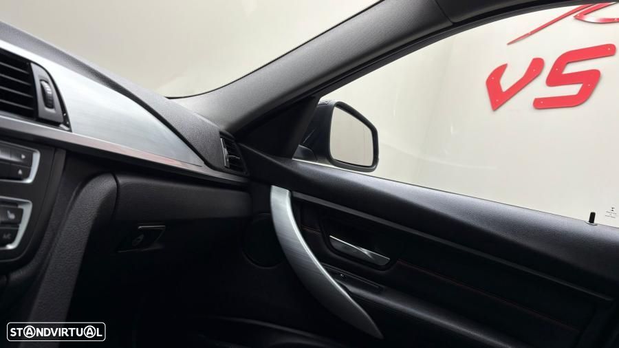 BMW 320 d Touring xDrive Sport Line - 10