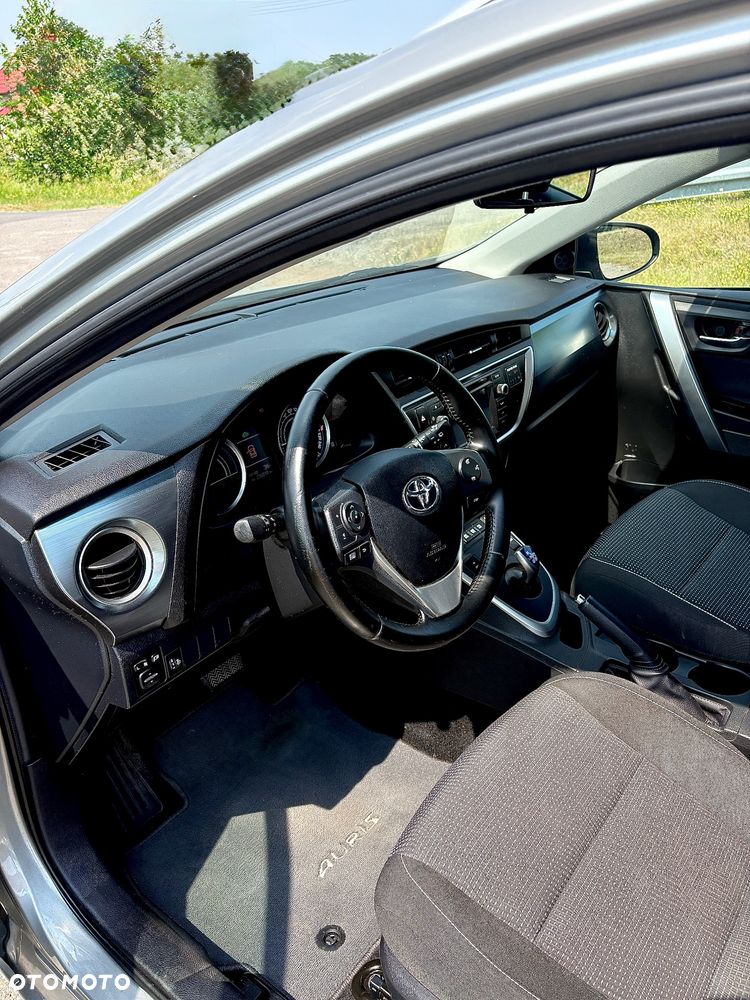 Toyota Auris - 9