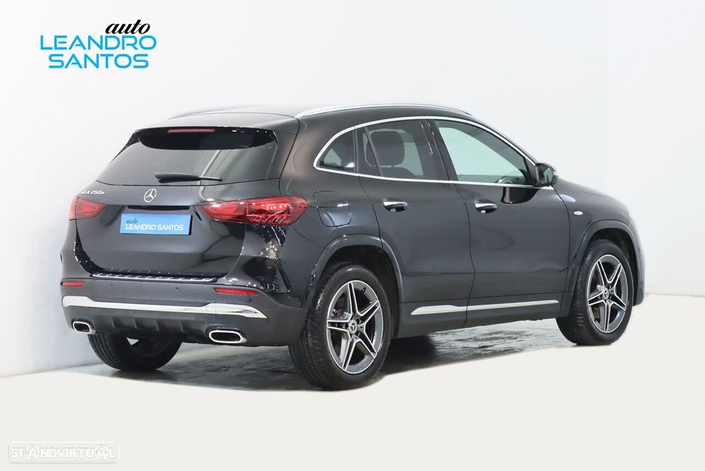 Mercedes-Benz GLA 250 e AMG Line - 3