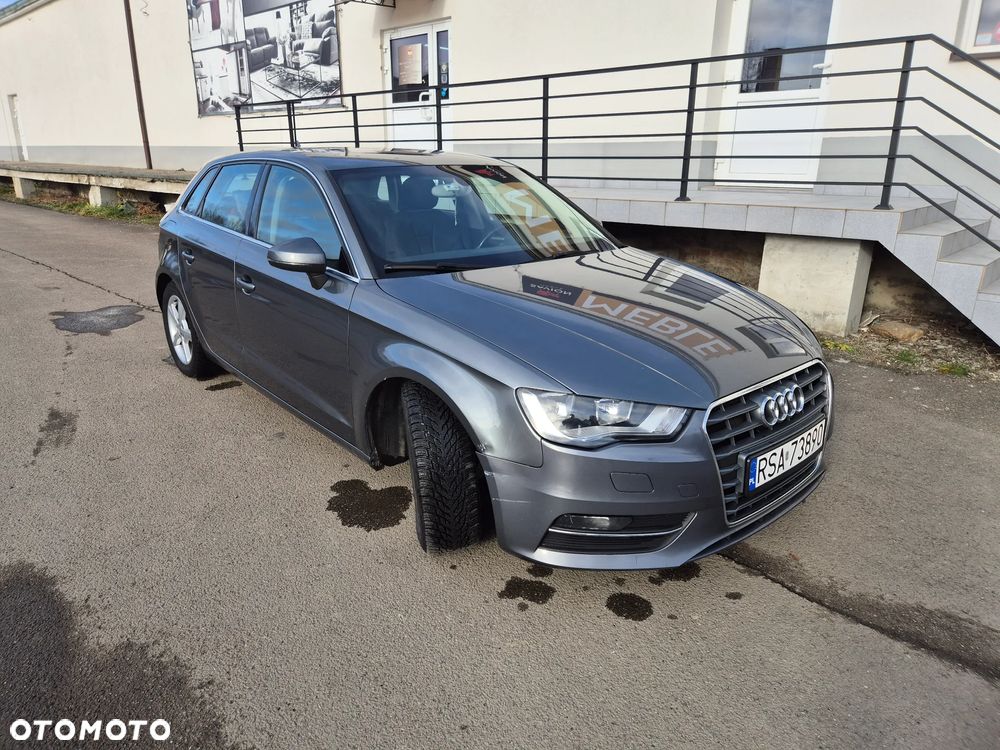 Audi A3 Sportback 1.6 TDI DPF Attraction - 1