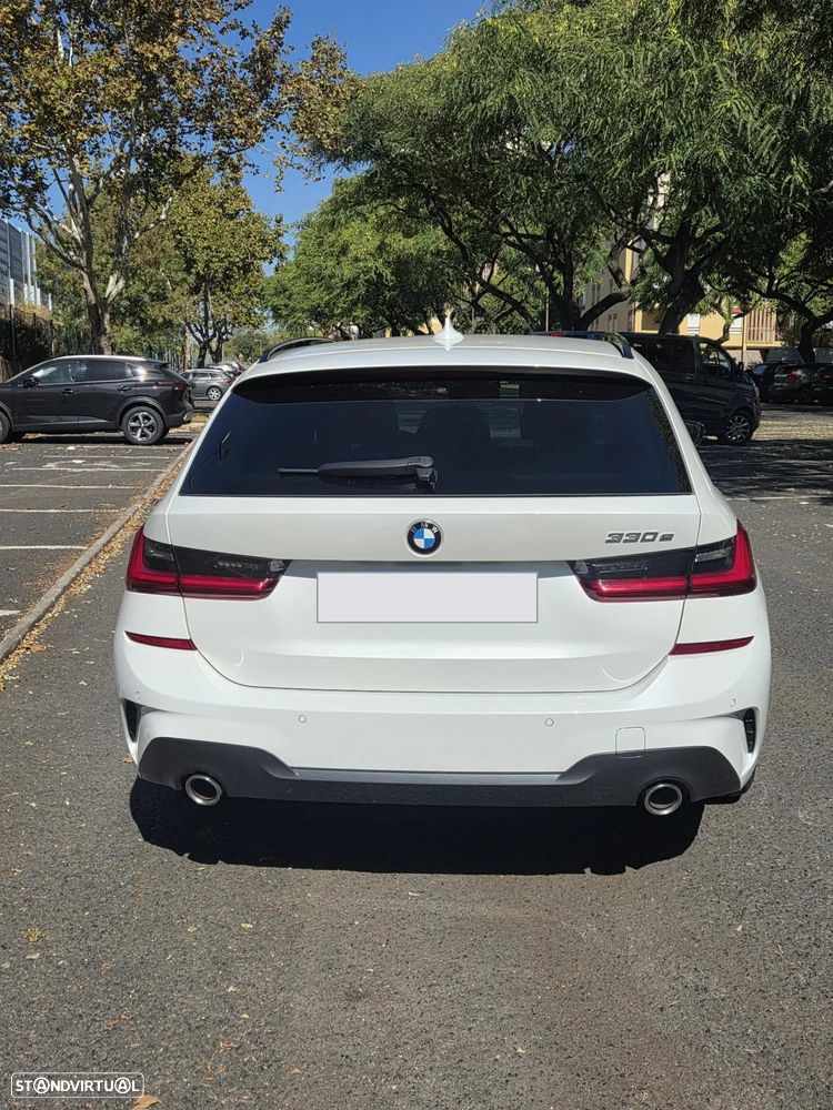 BMW 330 - 2