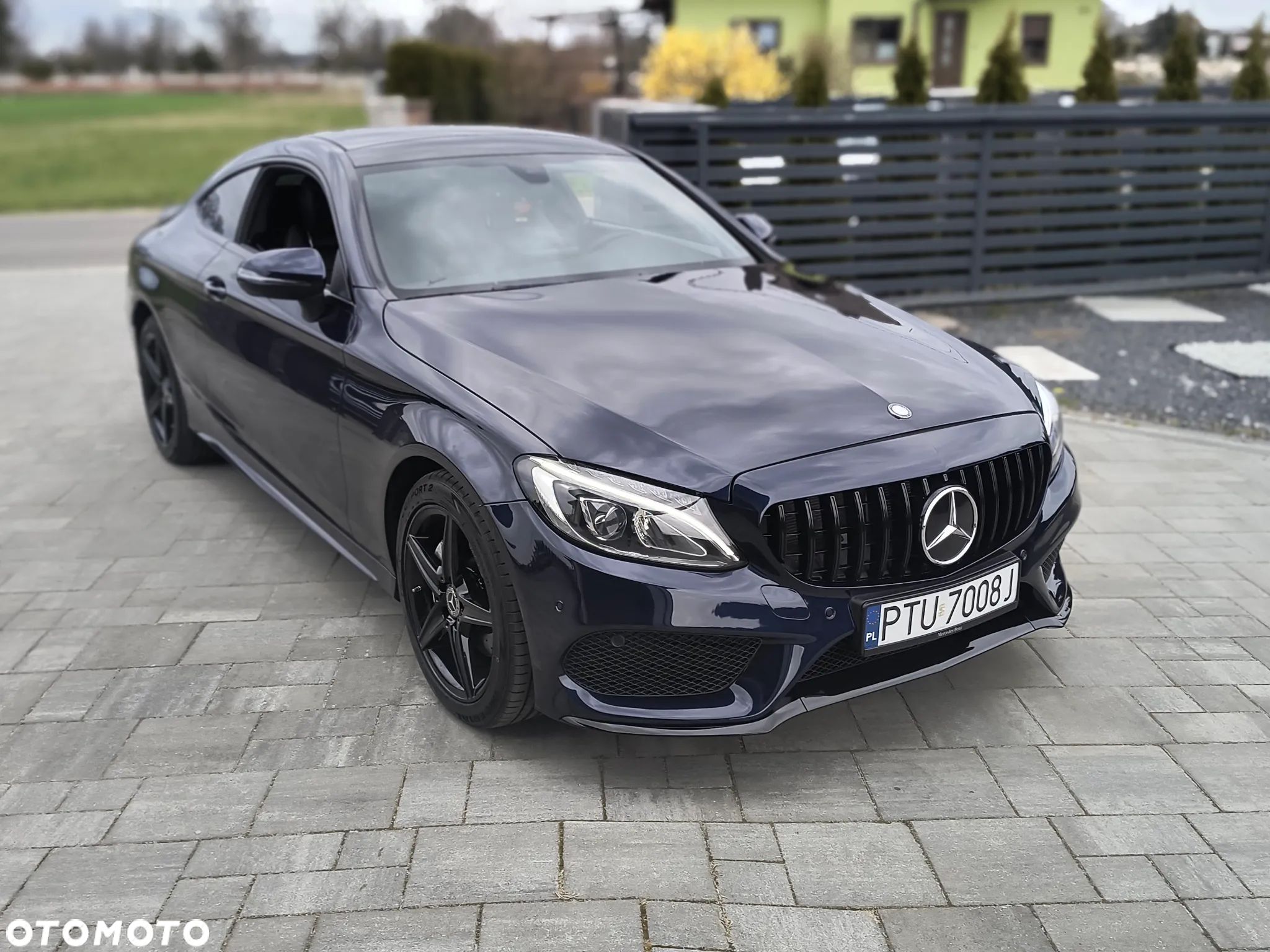 Mercedes-Benz Klasa C 220 d Coupe 9G-TRONIC AMG Line - 1