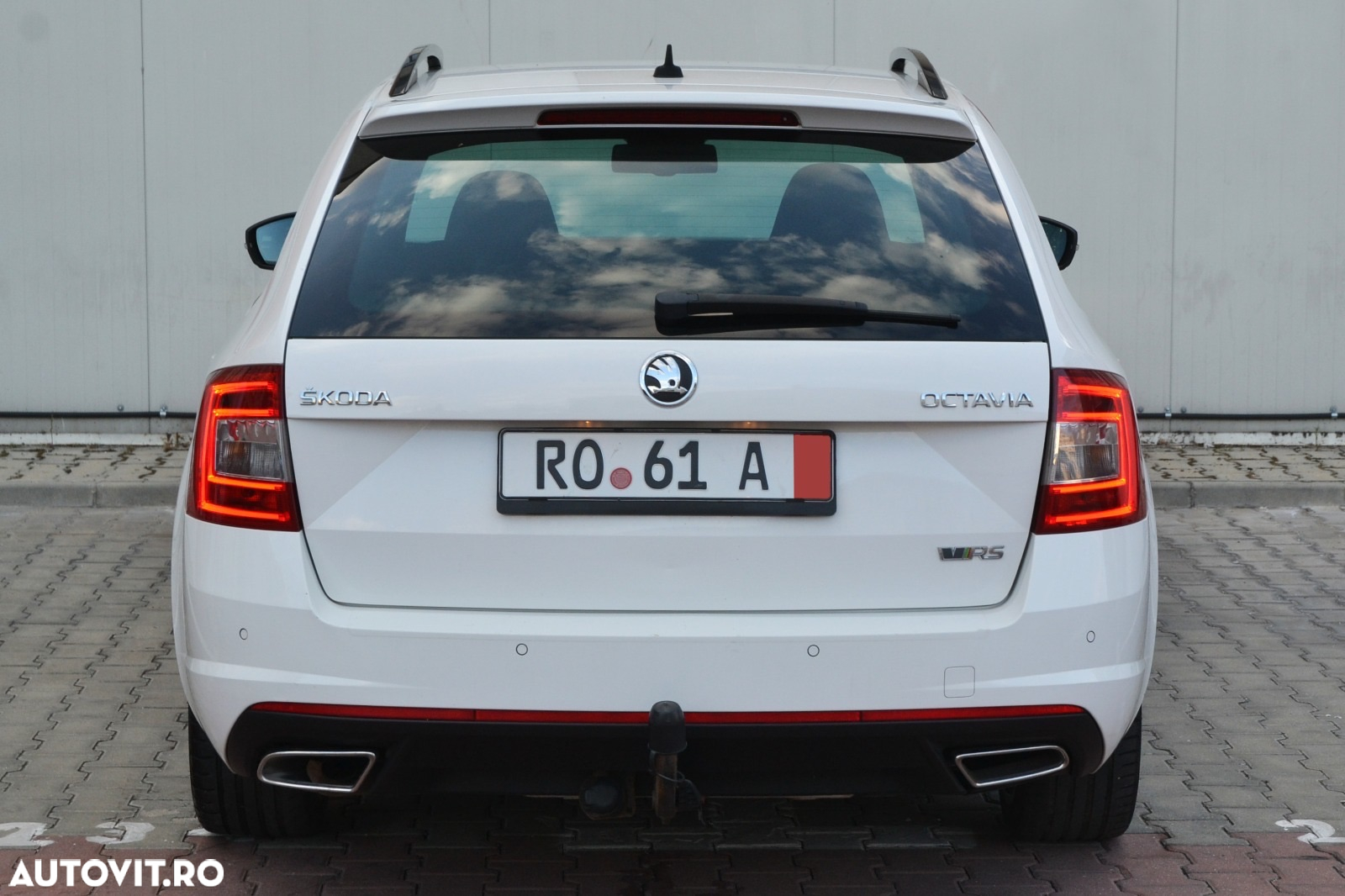 Skoda Octavia 2.0 TDI DSG RS - 13