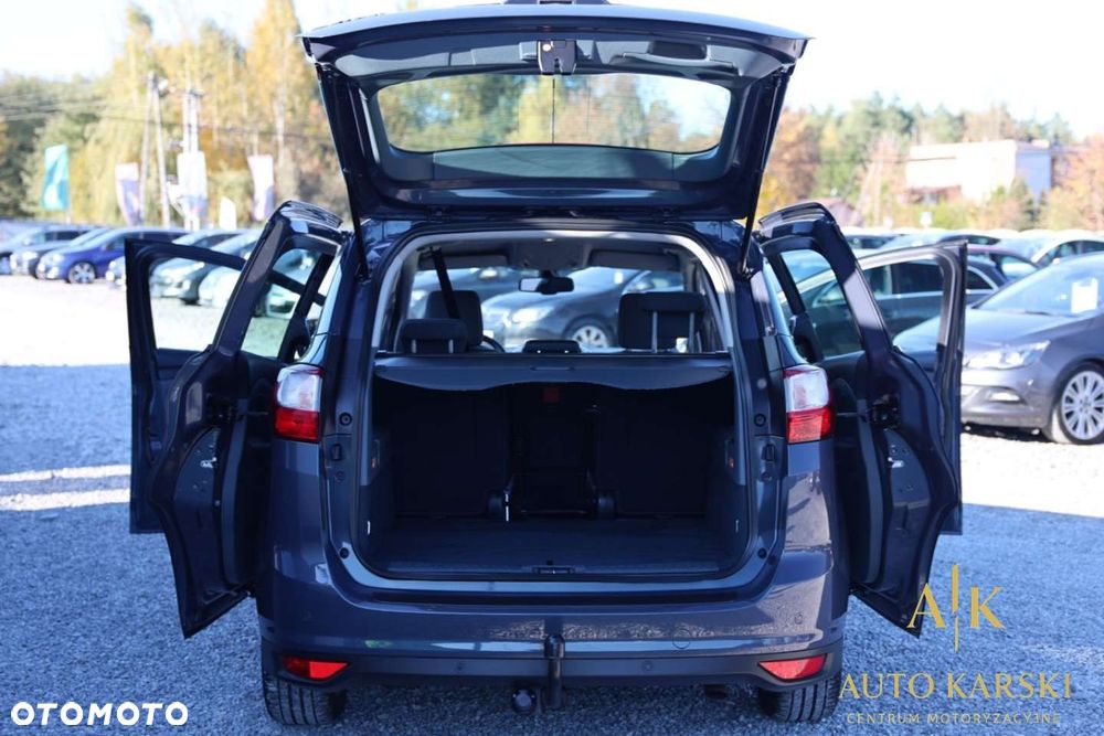 Ford Grand C-MAX - 17
