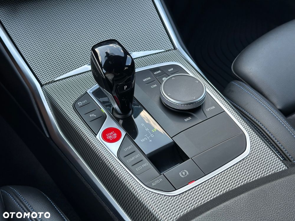BMW Seria 3 320d M Sport Shadow - 32