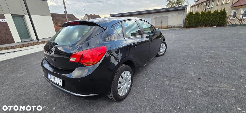 Opel Astra 1.4 Turbo Exklusiv - 22