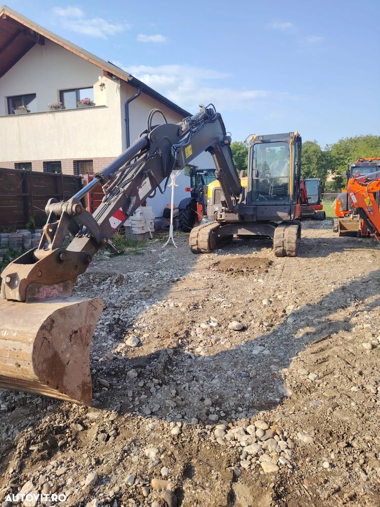 Volvo ECR88 - 16