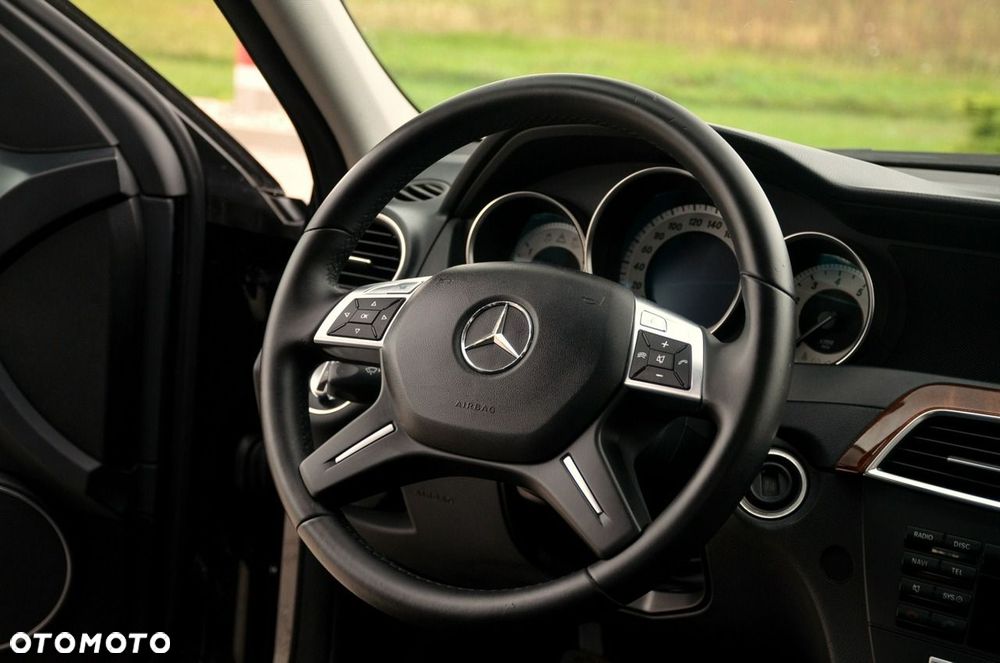 Mercedes-Benz Klasa C - 16