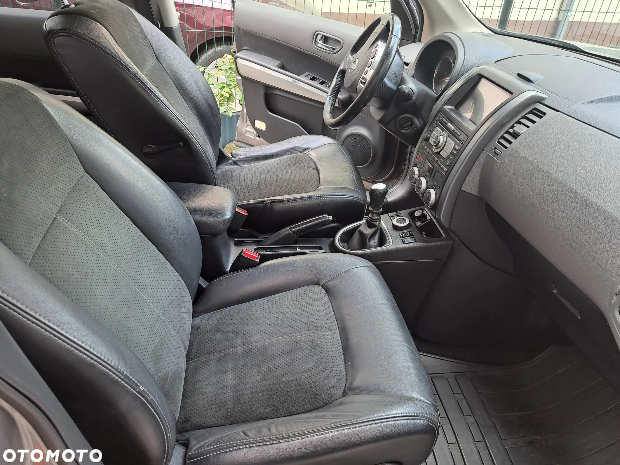 Nissan X-Trail - 8
