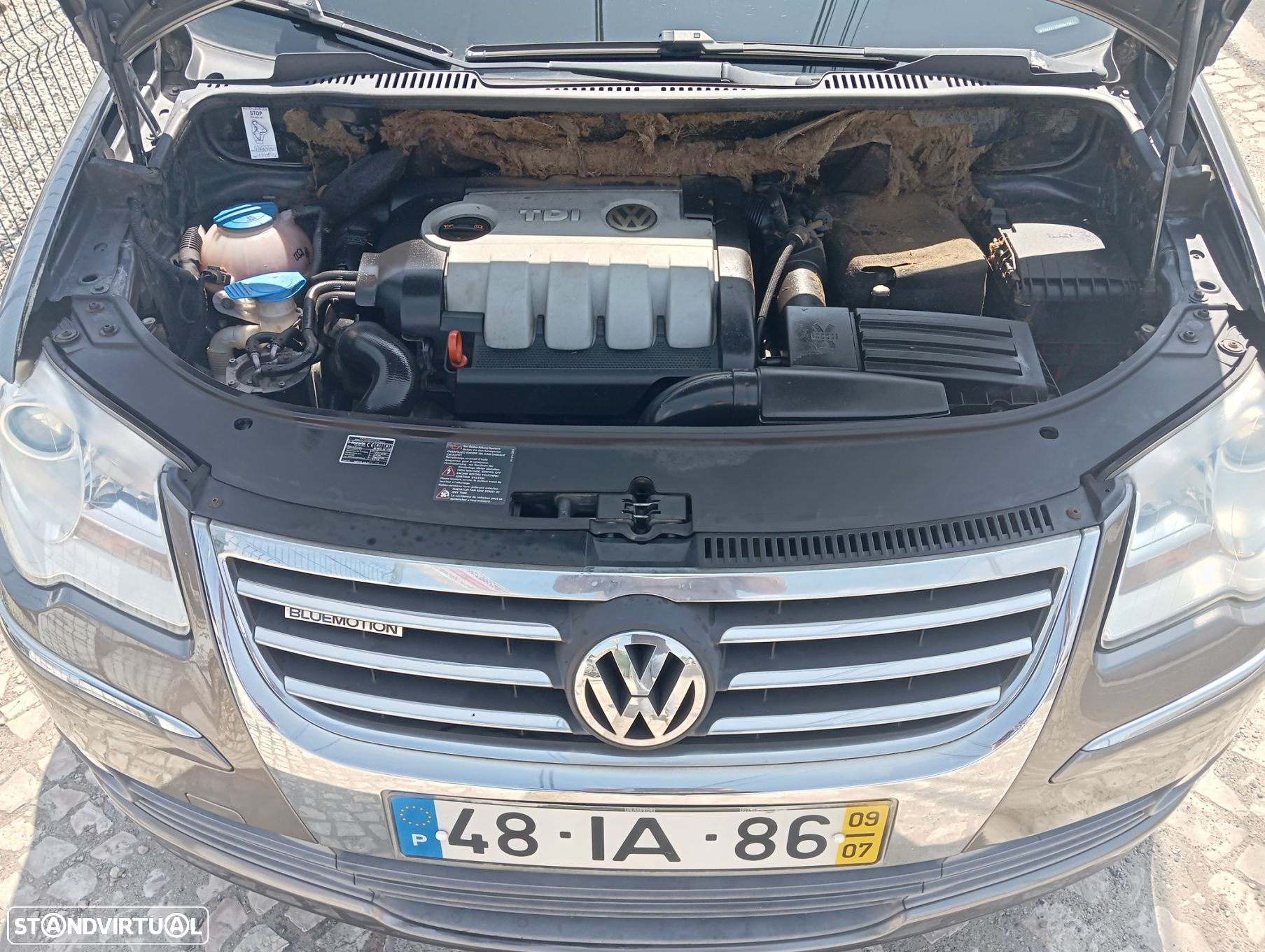 VW Touran 1.9 TDi Highline 7L - 18