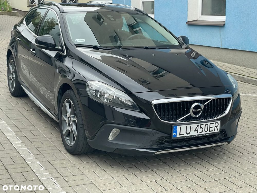 Volvo V40 Cross Country T3 Drive-E Ocean Race - 2