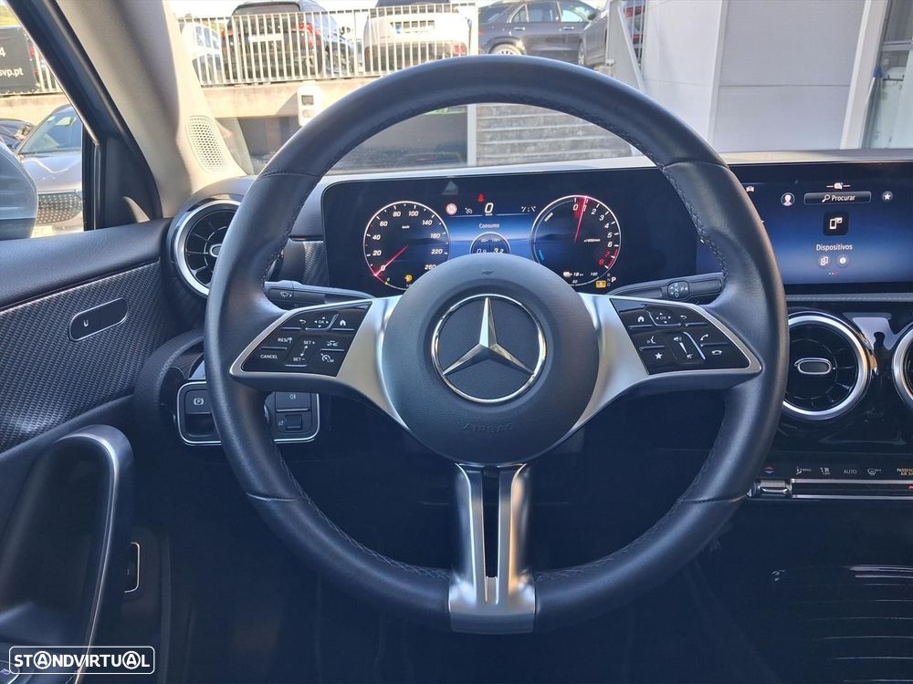Mercedes-Benz A 250 Limousine - 22