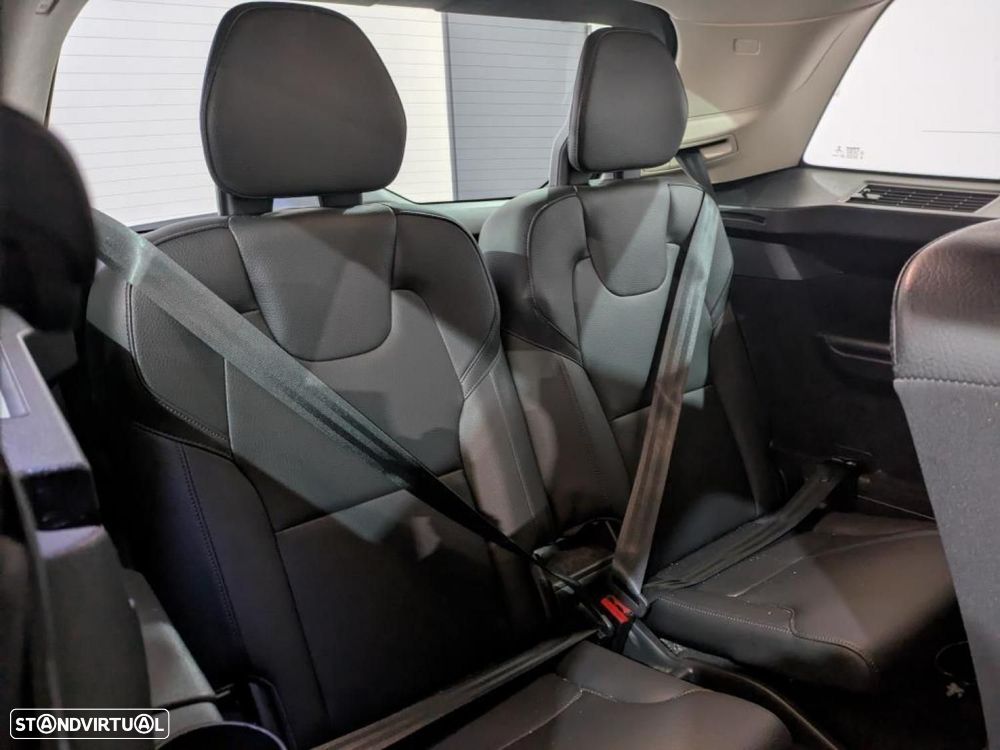 Volvo XC 90 2.0 T8 PHEV Momentum AWD - 10